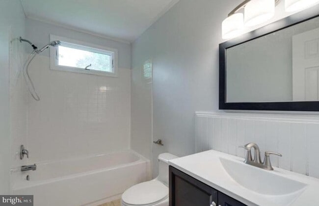 Building Photo - 15812 Lazy Day Ln