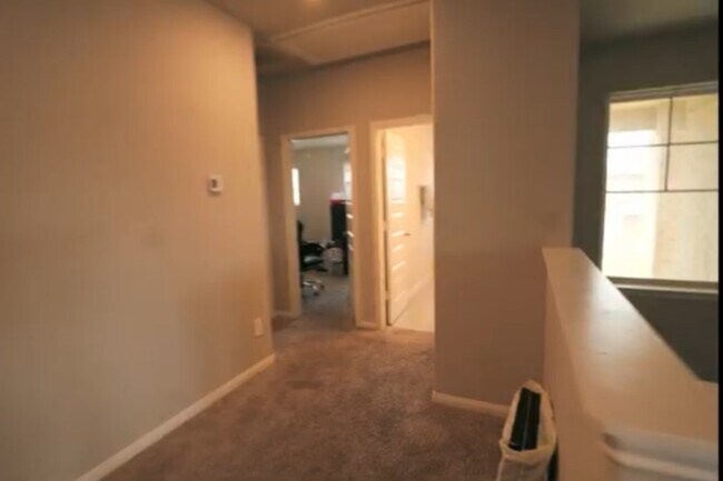 Building Photo - 10831 Sugar Pne Ln