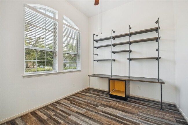 Building Photo - 29146 Crested Butte Dr