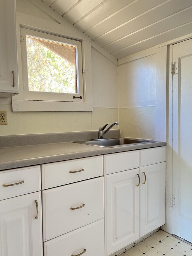 Building Photo - 3343 St Marys Rd