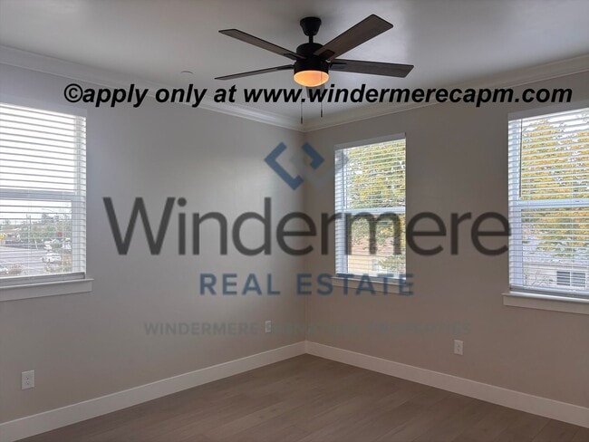 Building Photo - Brand New 3-Bedroom Home with gorgeous Modern Finishes!!