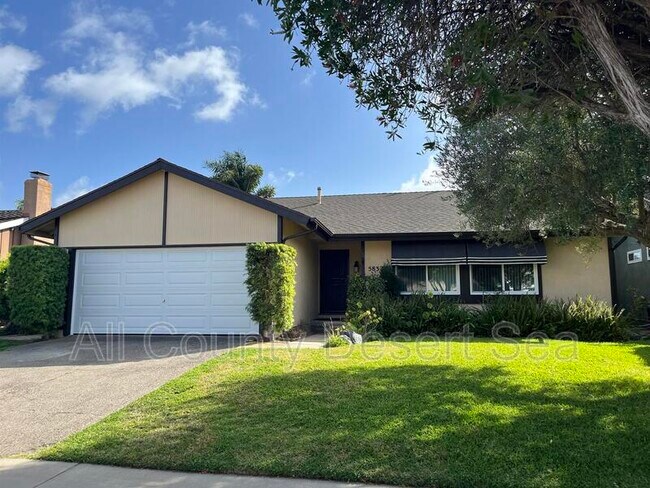 Primary Photo - 5832 Nordina Dr