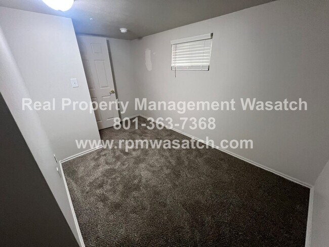 Building Photo - 1105 S 700 E