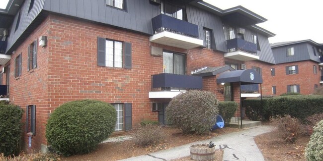 Primary Photo - 34 Dubarton Rd #1H - FR