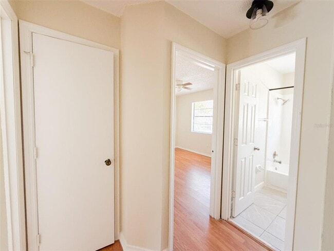 Building Photo - 2017 N Kelley Ave