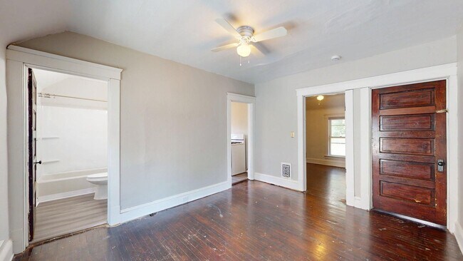 Building Photo - 3865 W 16th St