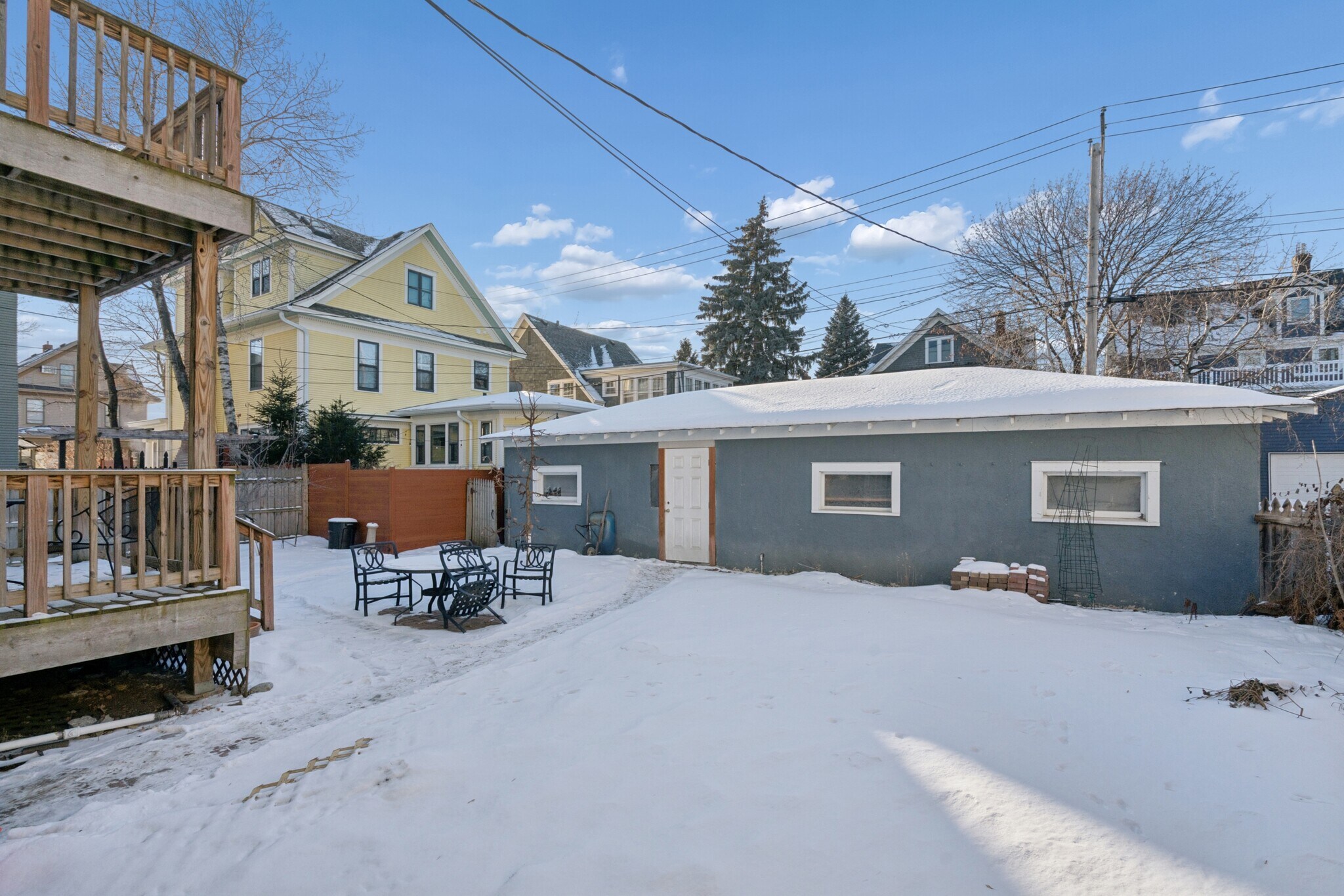 Building Photo - 2120 Emerson Ave S