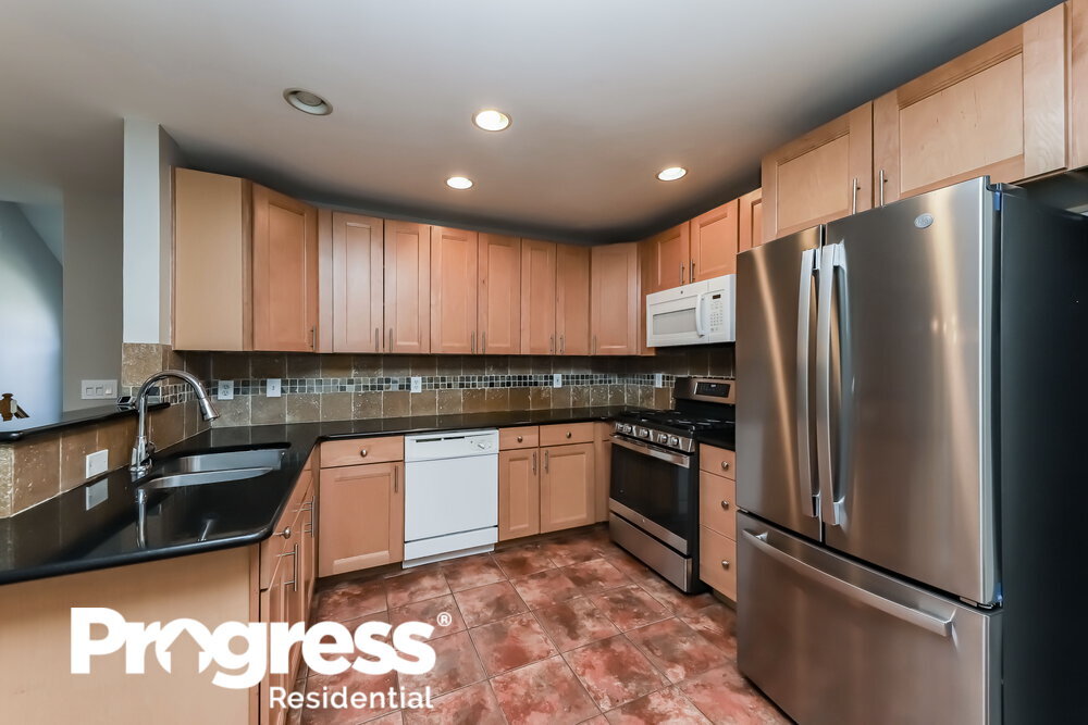 Building Photo - 2622 McGuire Dr