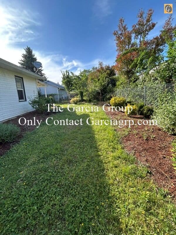 Building Photo - 15318 SE Risley Ct