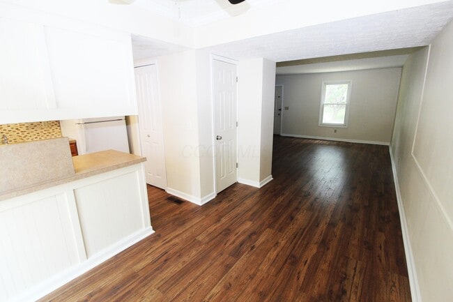 Building Photo - 4829 Dierker Rd