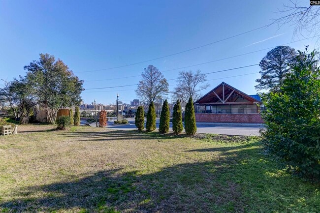 Building Photo - 203 Oliver St