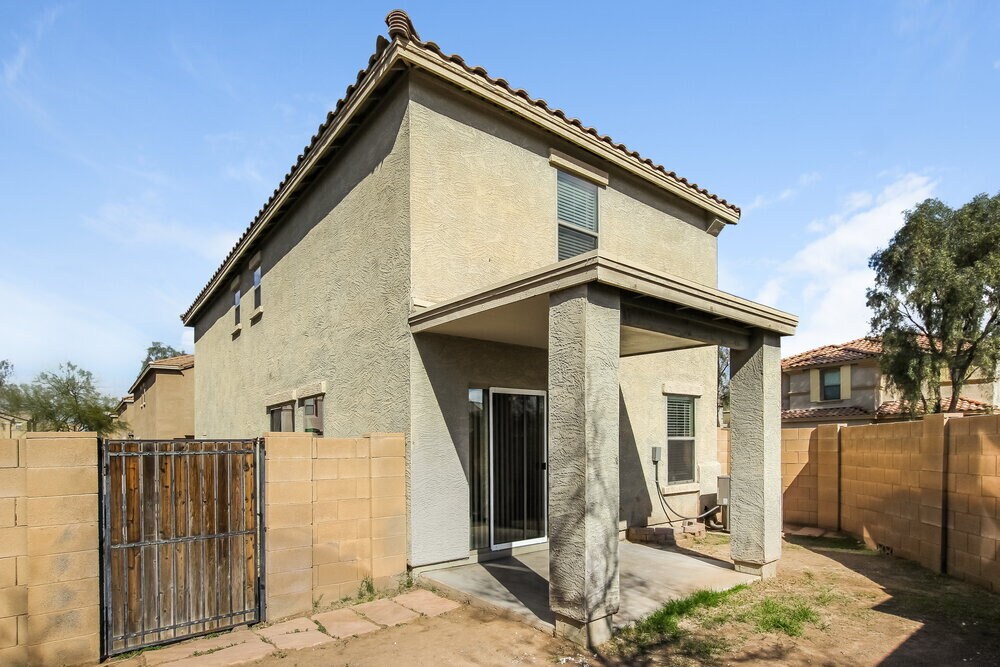 Building Photo - 9602 N 82nd Glen