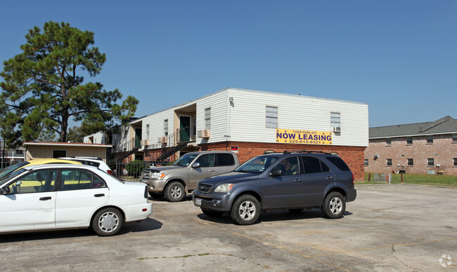 Tiger Den Apartments - Tiger's Garden Apartments