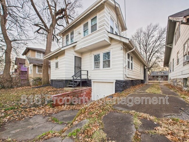 Building Photo - 5341 Brooklyn Ave