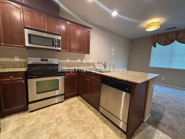 Building Photo - 1291 Toscana Way