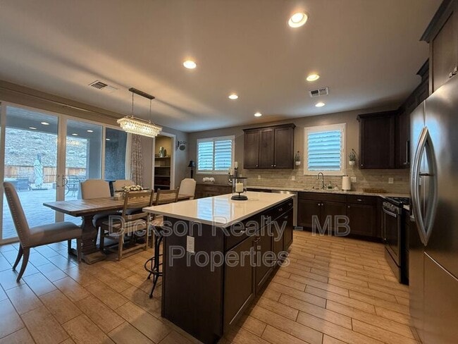 Building Photo - 3325 Show Jumper Ln