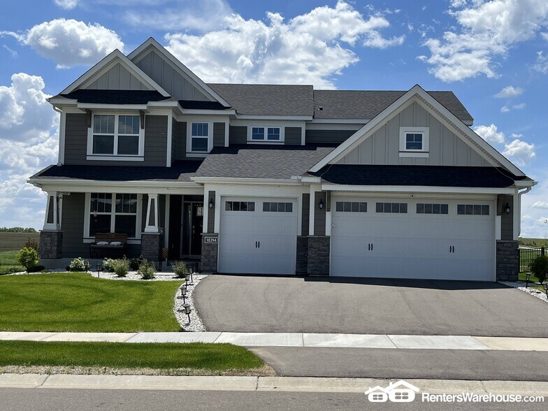 Primary Photo - 18394 Greenstone Way