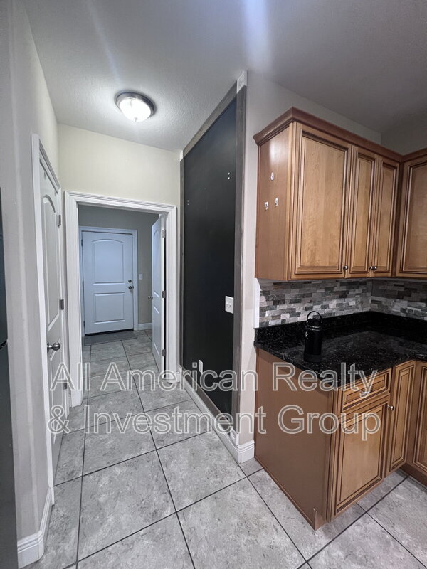 Building Photo - 6882 Brocado Ct