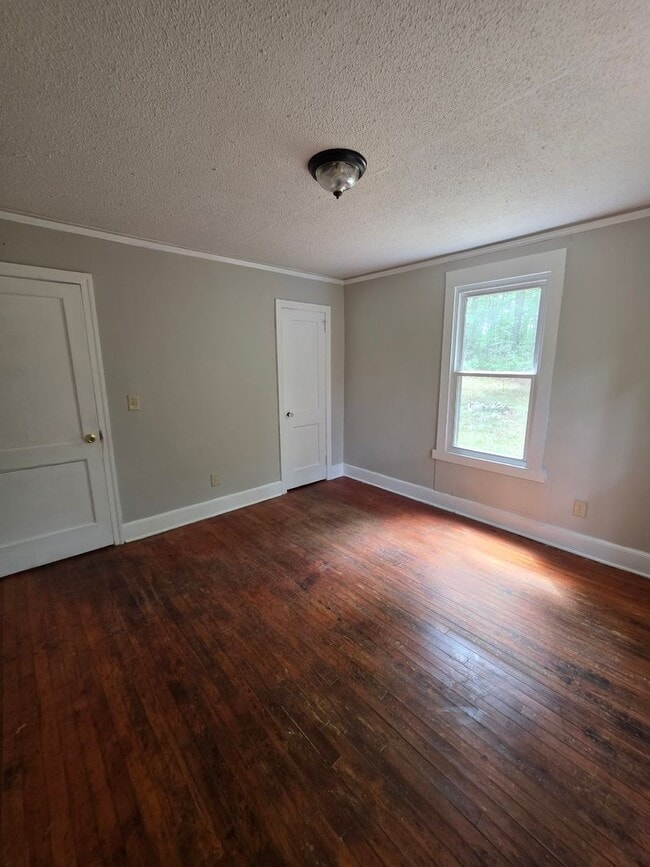 Building Photo - 1407 Jerome Dr