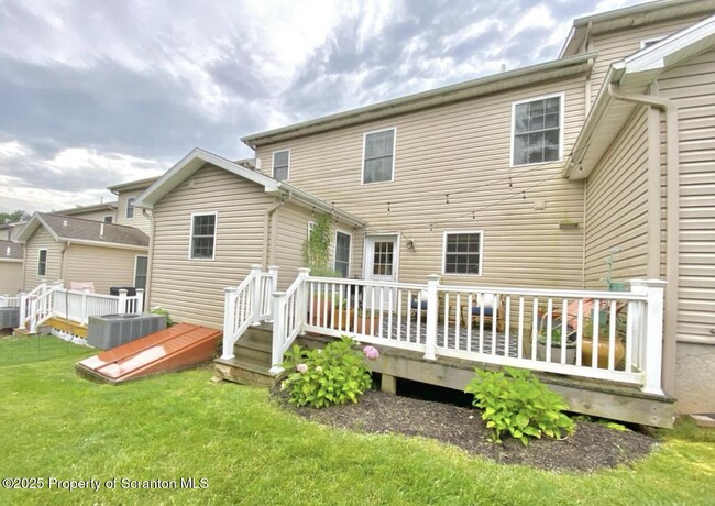 Building Photo - 103 Wisteria Ln