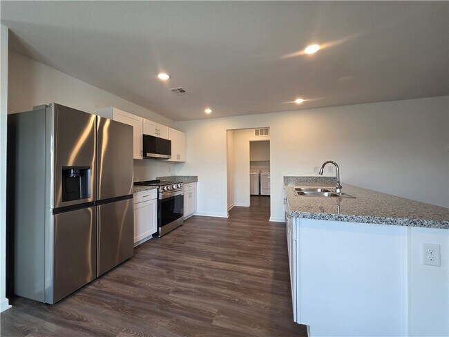 Building Photo - 2571 Montano Ridge Dr