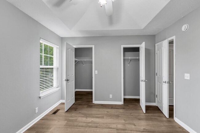 Building Photo - 414 Arapaho Dr