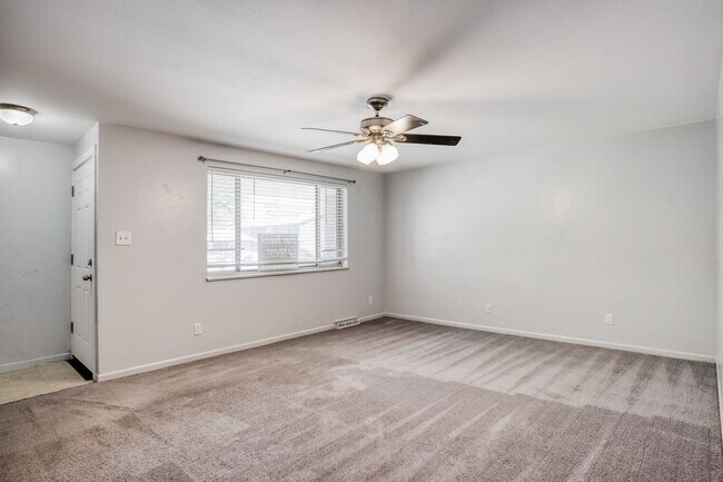 Building Photo - 377 Depew St
