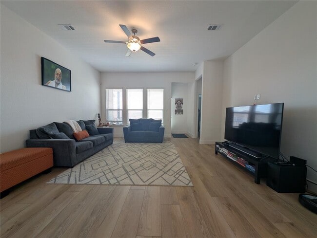 Building Photo - 148 Venti Cove