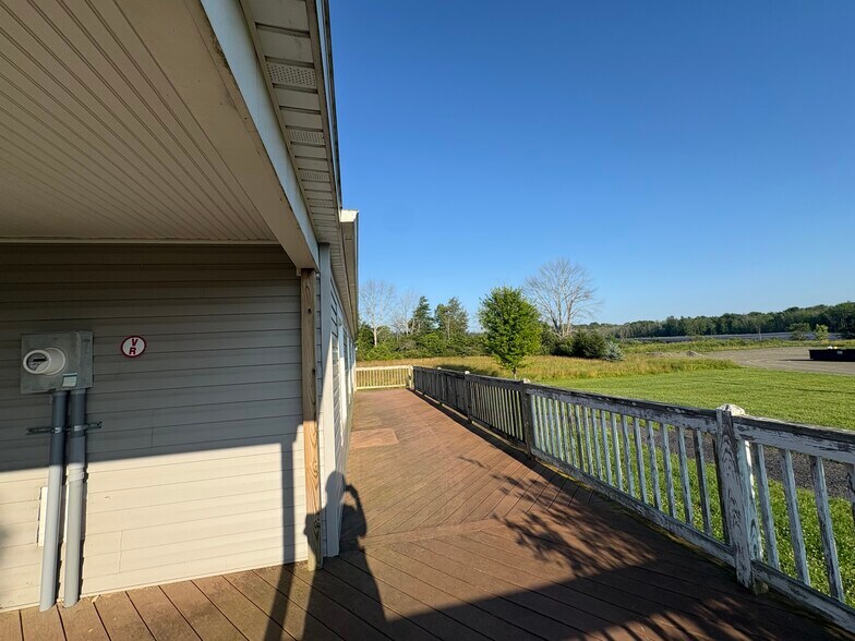 Deck - 54 Bald Hill Rd