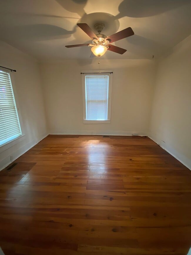 Building Photo - 2409 Bedford Ave