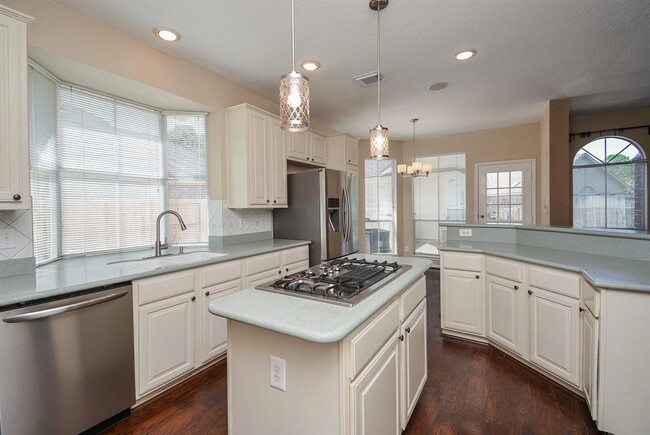 Building Photo - 623 Airybrook Ln