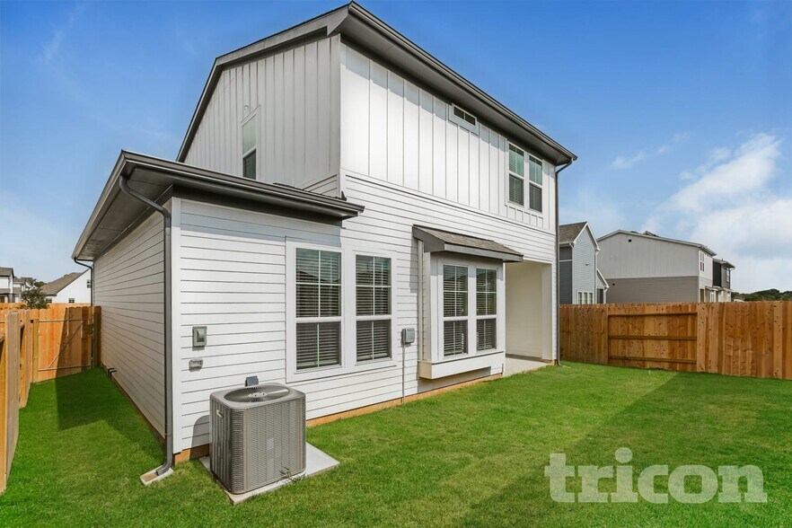 Building Photo - 22818 Terrazzo Dr