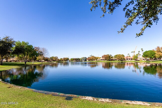 Building Photo - 24008 S Starcrest Dr