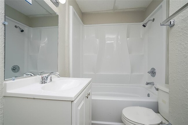 Building Photo - 4423 73rd St N