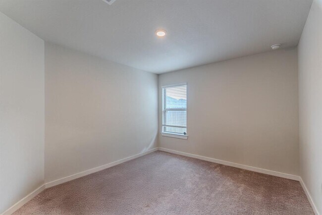Building Photo - 22035 Juniper Crossing Dr