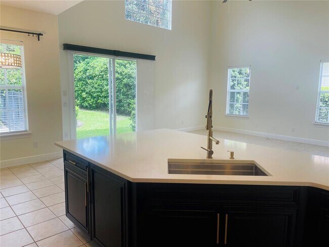 Building Photo - 11357 Preserve View Dr