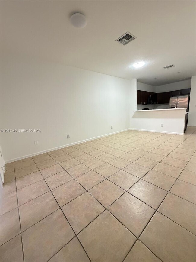 Building Photo - 1415 NW 34th Way