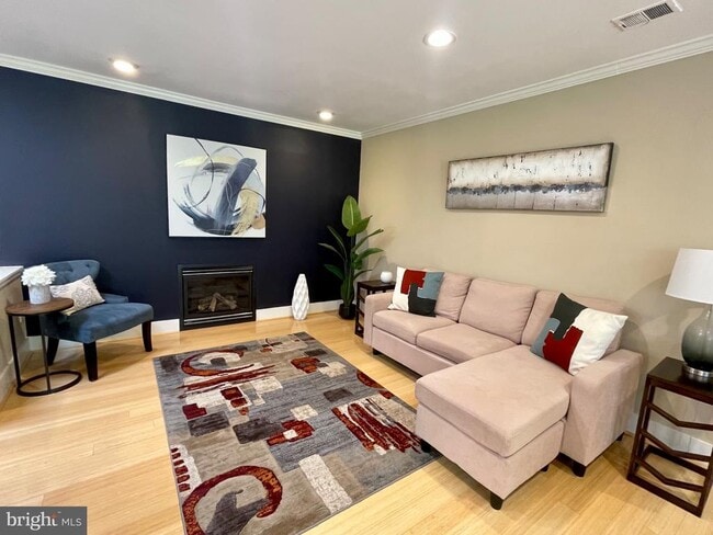 Building Photo - 11302 Gatesborough Ln