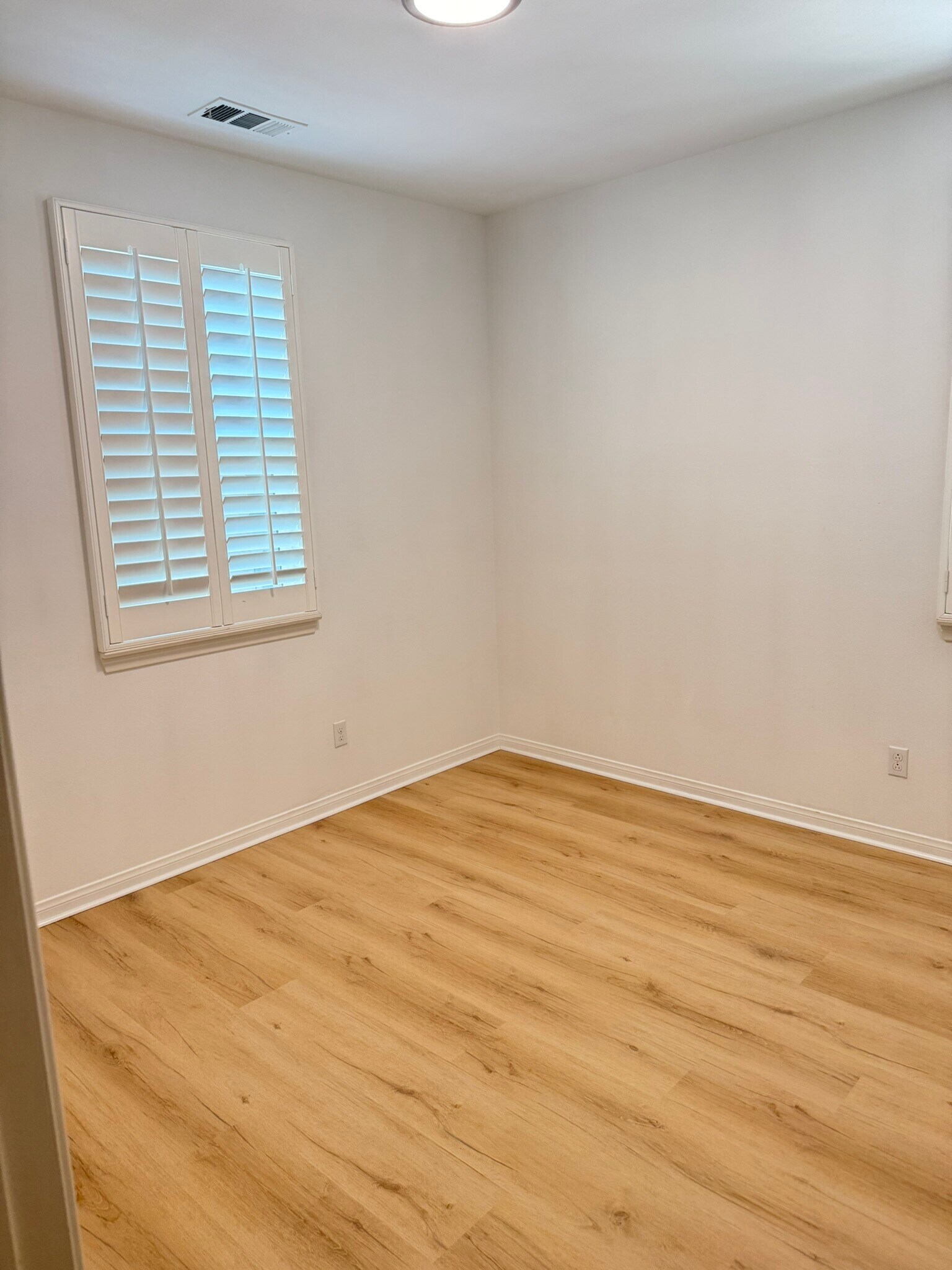 Building Photo - 10578 Wells Dr