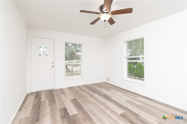 Building Photo - 306 S 25th St