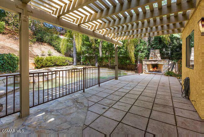 Building Photo - 3871 Cottonwood Grove Trail