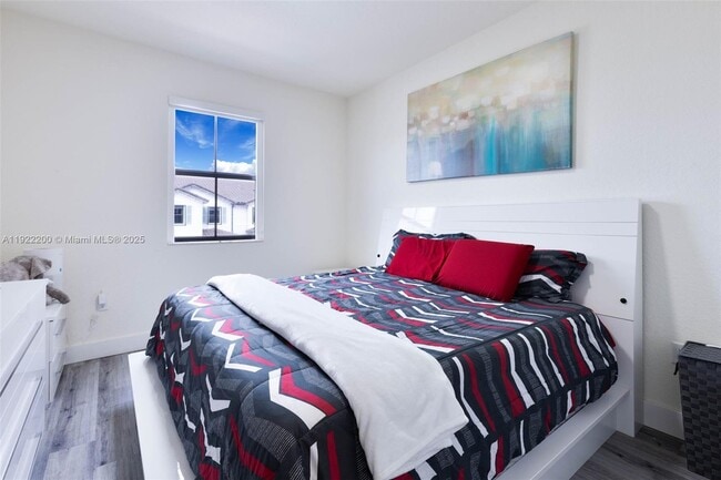 Building Photo - 15070 SW 119th Ln