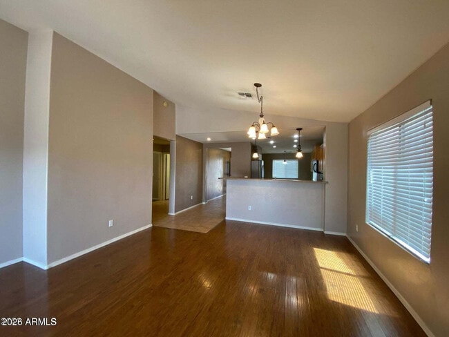 Building Photo - 1847 W Desert Seasons Dr