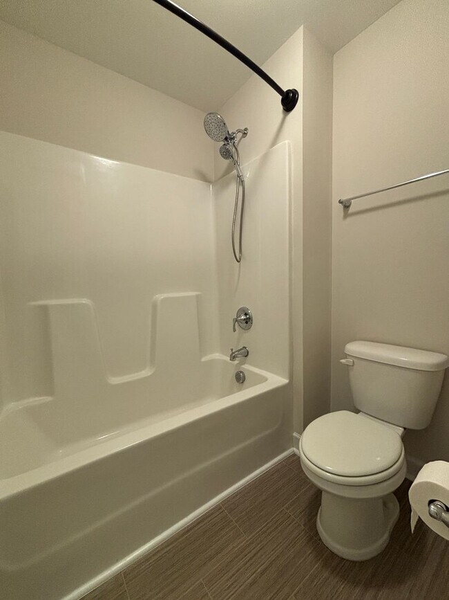 Building Photo - Rental - LIKE NEW!!!!  Absolutely Beautiful!!!
