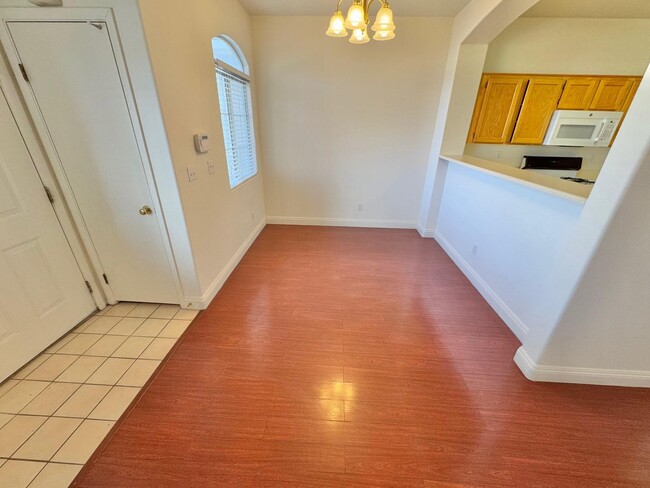 Building Photo - Beautiful 2 bedroom townhome with 2 car garage in gated community near Summerlin
