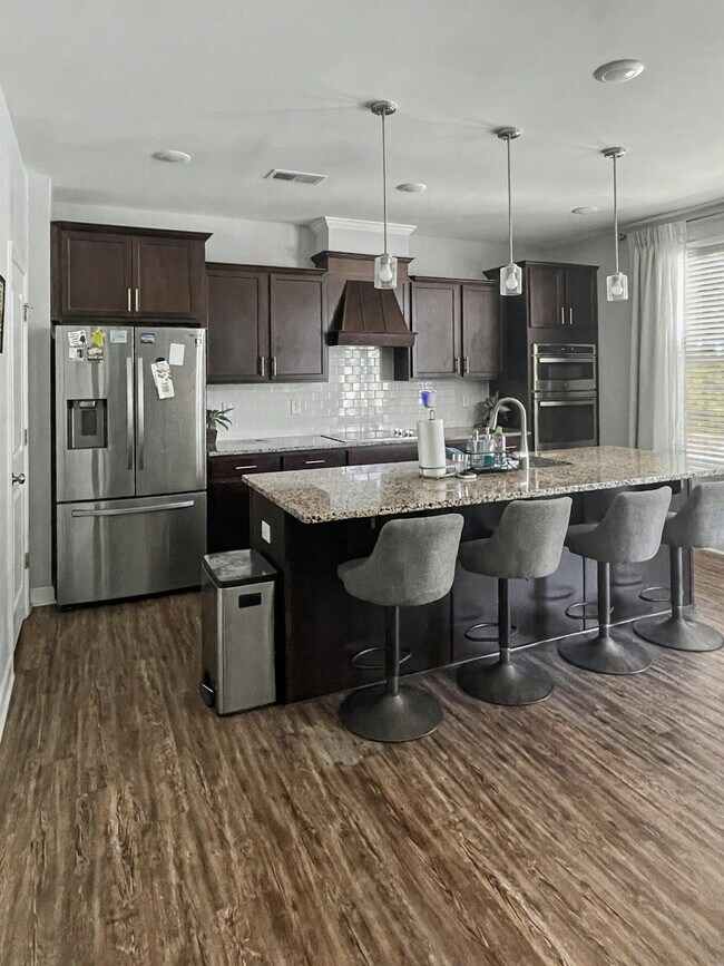 Building Photo - 81 Alder Creek Ct