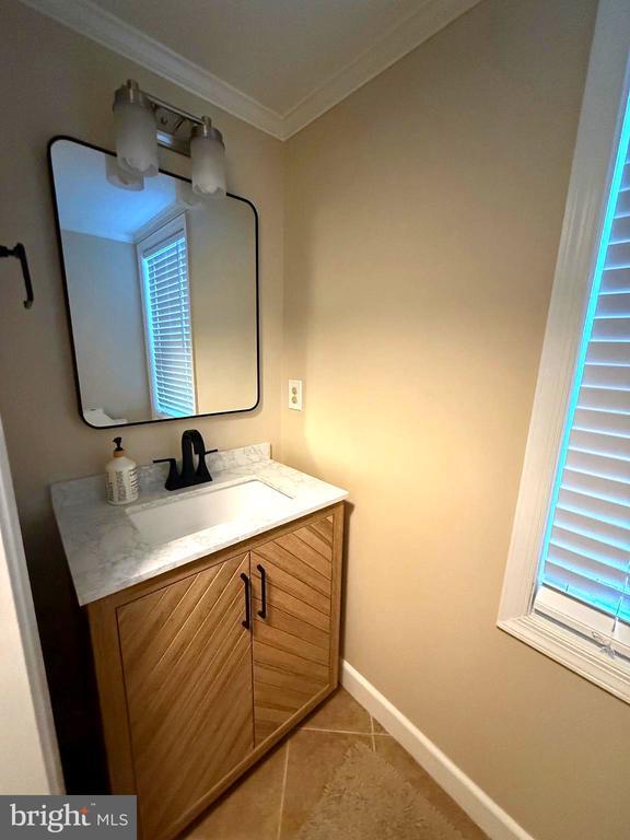 Building Photo - 6203 Franconia Forest Ct