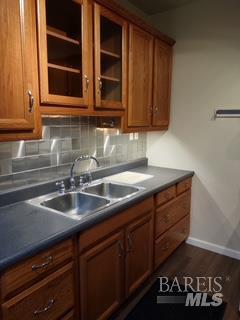 Building Photo - 16 Frances St