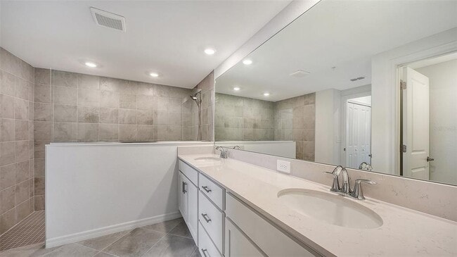 Building Photo - 5624 Summit Point Cir