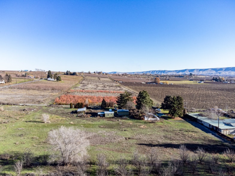 Building Photo - 80 Mountainview Rd